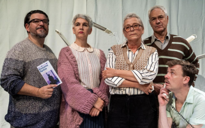 Premiere im Theater Combinale: „Nie wieder einsam – Auf Amtswege ins Glück“