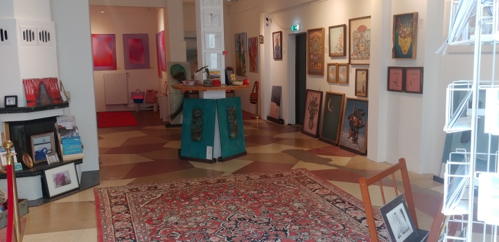 Willkommen in der Hüxstraßengemeinschaft: Galerie Hüx105