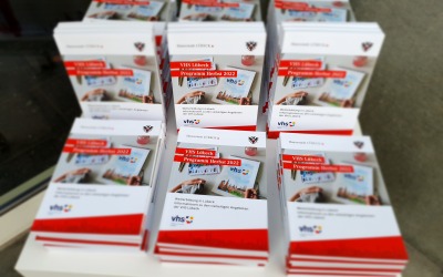 VHS stellt buntes Programm für Herbst 2022 vor