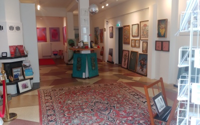 Willkommen in der Hüxstraßengemeinschaft: Galerie Hüx105